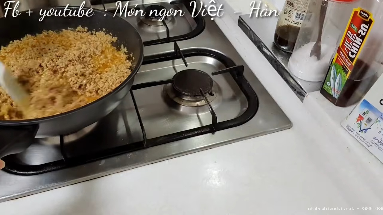 Cách làm thịt chưng mắm tép Hàng Bè Hà Nội thơm ngon, đậm vị, bảo quản lâu