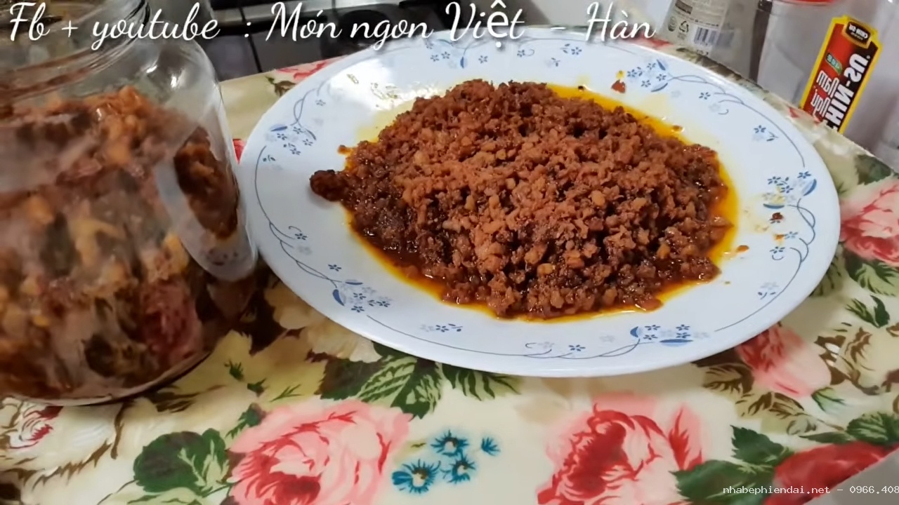 Cách làm thịt chưng mắm tép Hàng Bè Hà Nội thơm ngon, đậm vị, bảo quản lâu