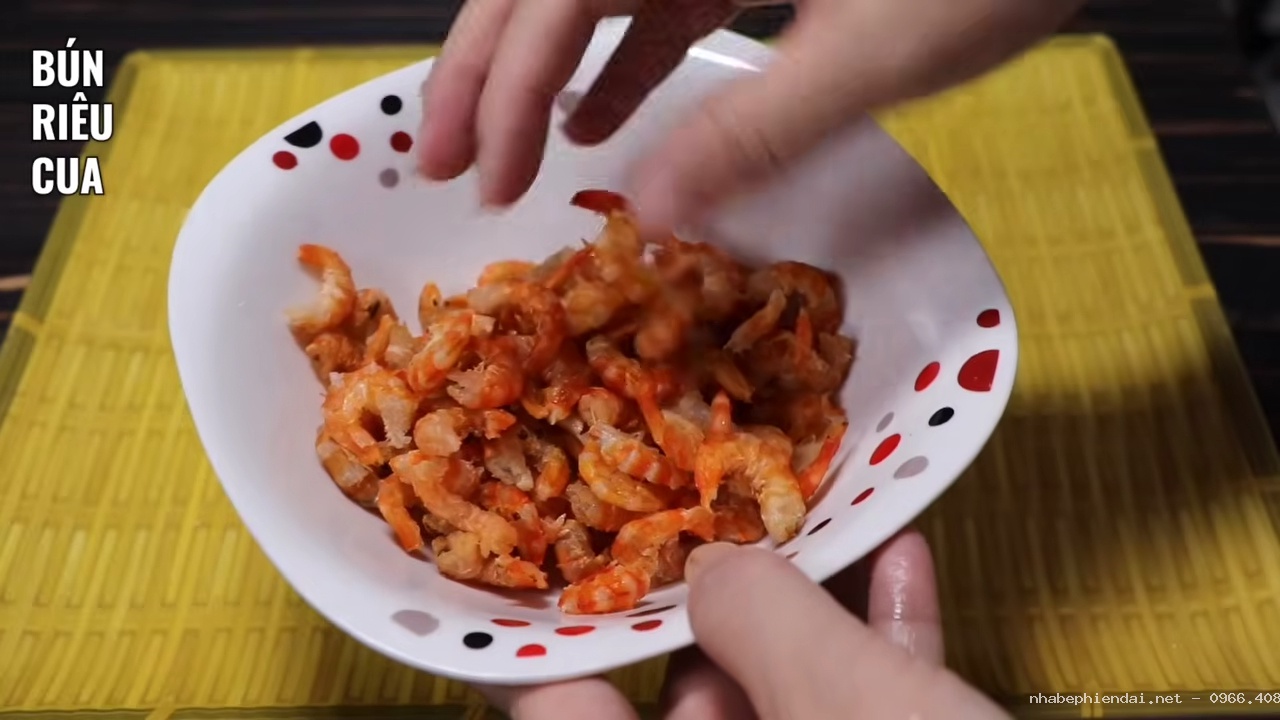 Cách nấu bún riêu cua thơm ngon đậm đà để kinh doanh