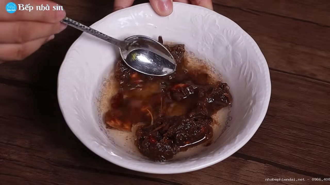 Cách làm chân gà sốt Thái chua cay, giòn ngon, bảo quản lâu
