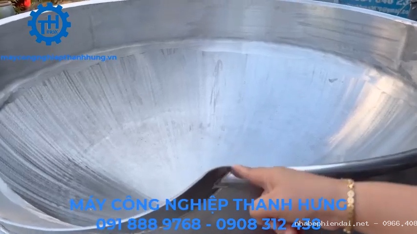 Chảo xào nhân công nghiệp inox 304 đường kính 1,4 m