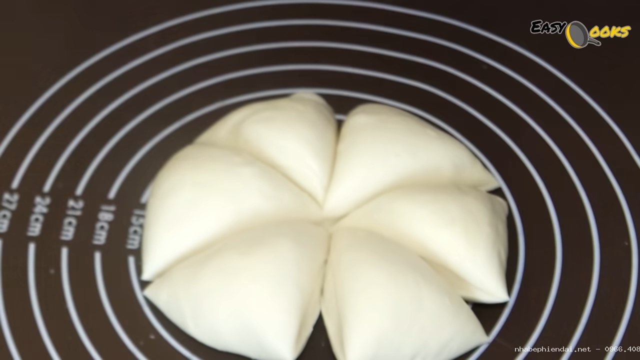 Cách làm bánh bao tại nhà mềm xốp, trắng mịn với nhân thơm ngon