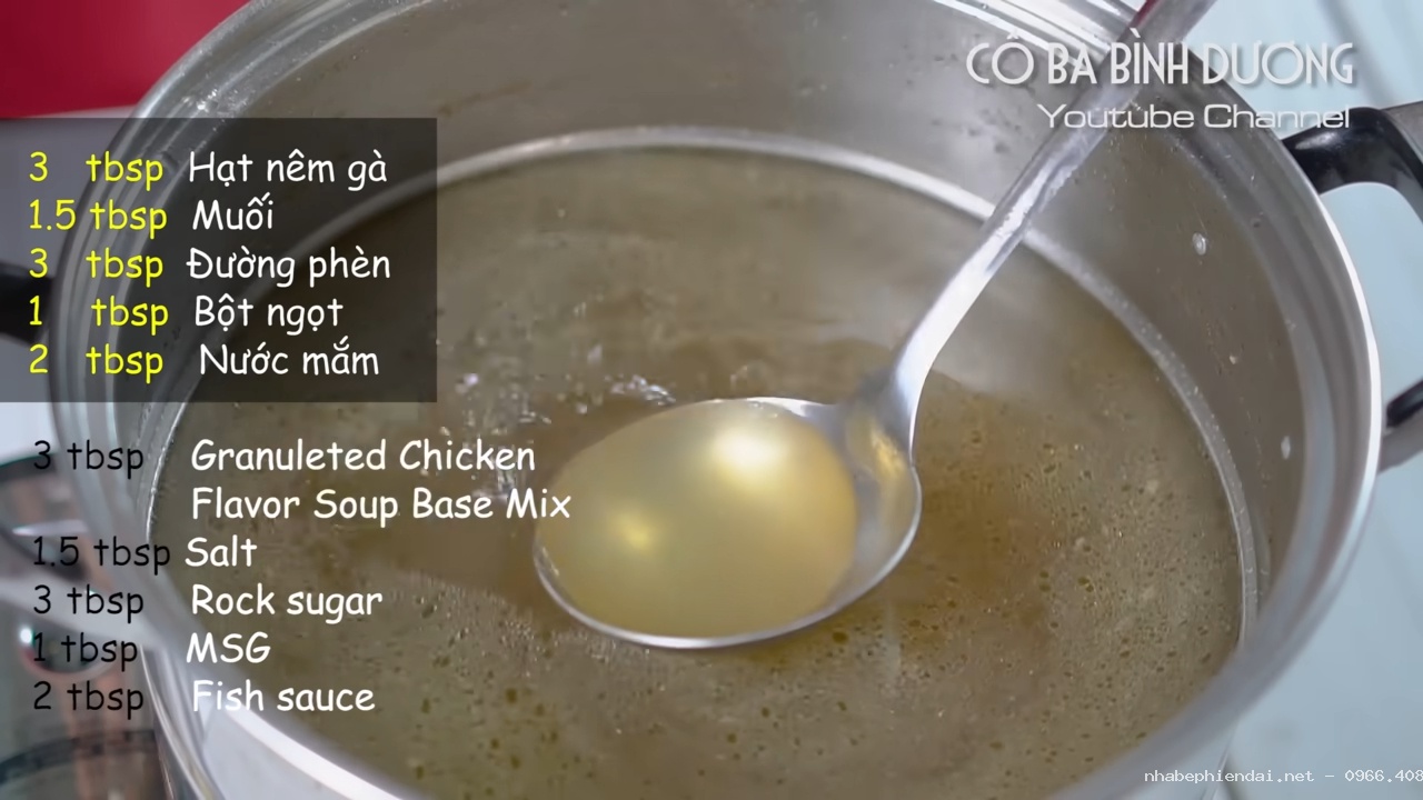 Cách nấu phở gà thơm ngon, nước lèo trong vàng nhẹ chuẩn vị