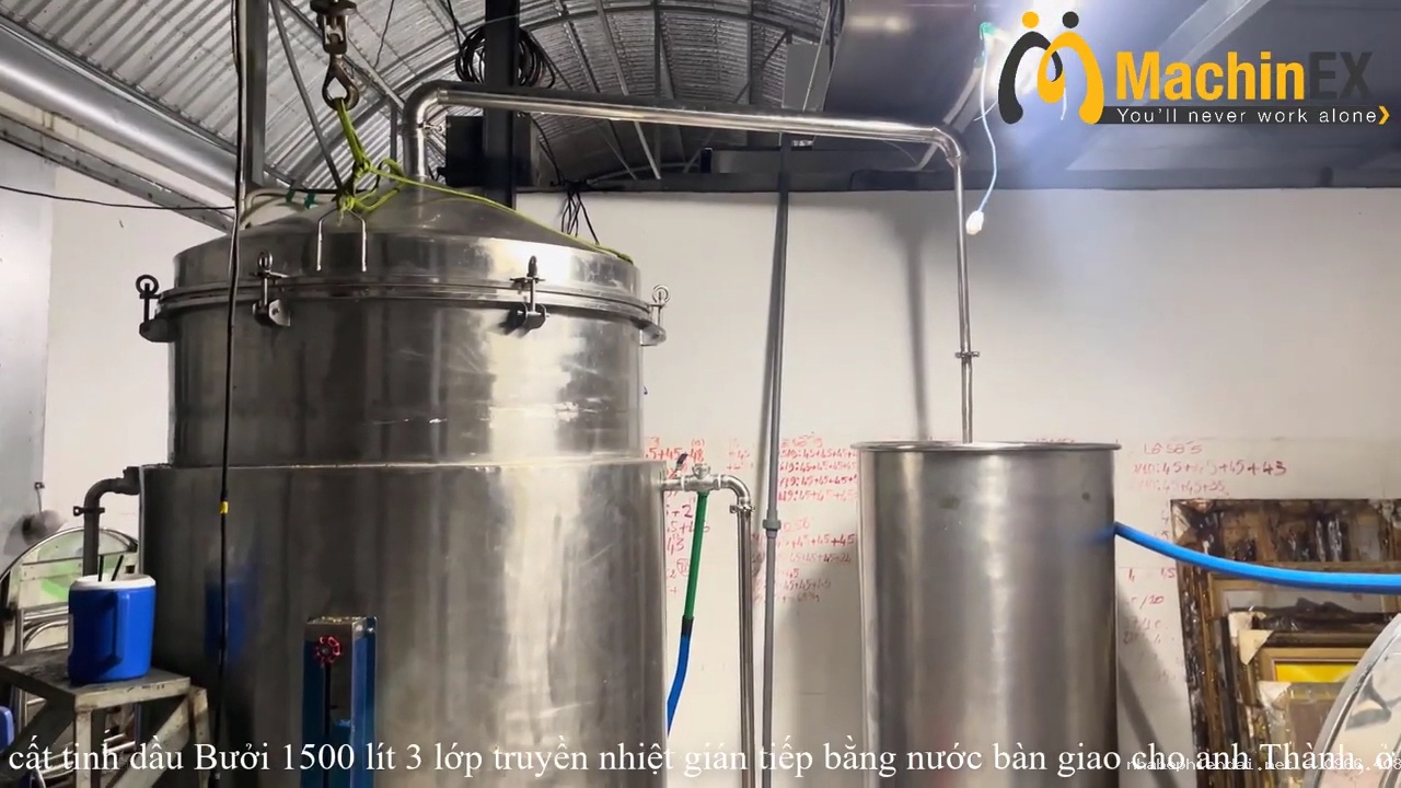 Nồi chưng cất tinh dầu bưởi 1500 lít