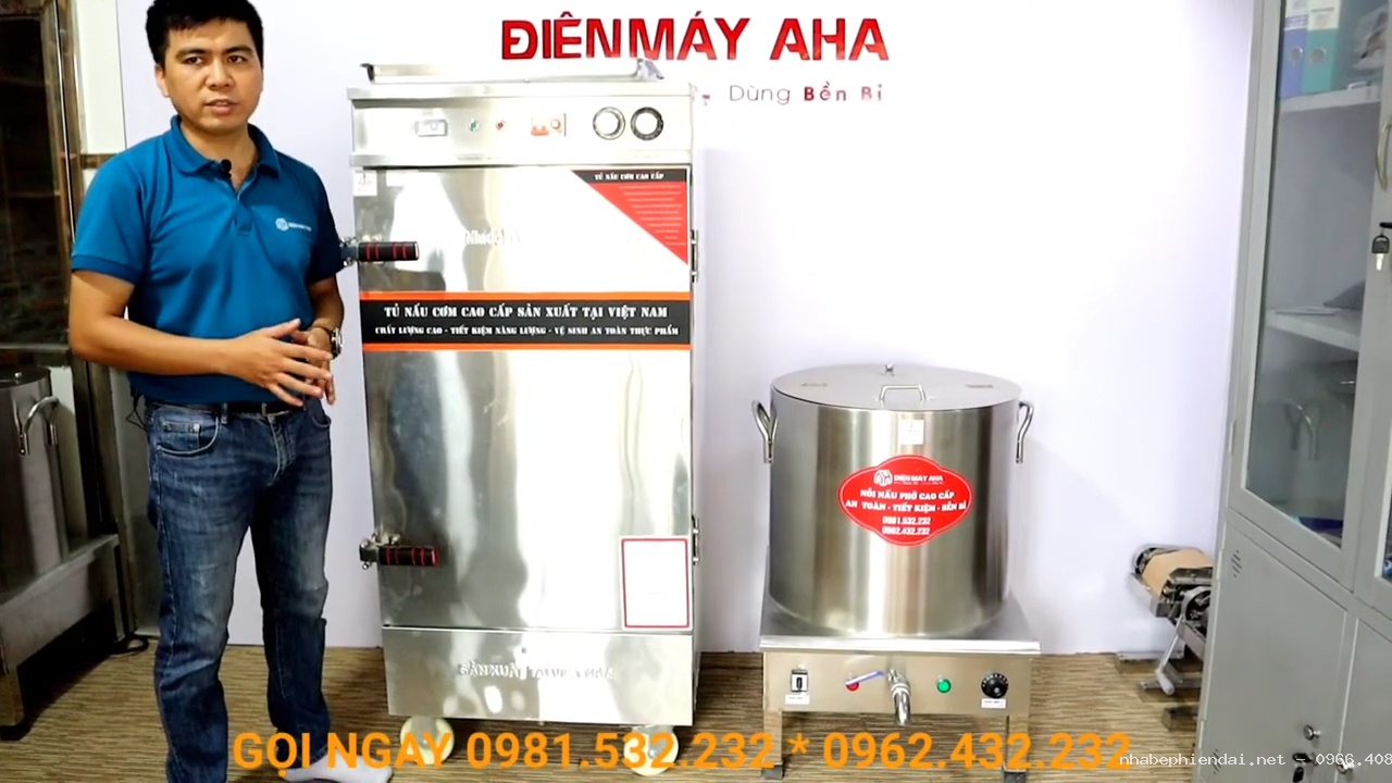 So sánh tủ hấp giò chả và nồi luộc giò chả nên chọn loại nào?