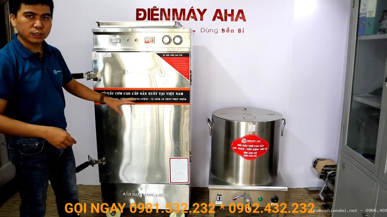 So sánh tủ hấp giò chả và nồi luộc giò chả nên chọn loại nào?