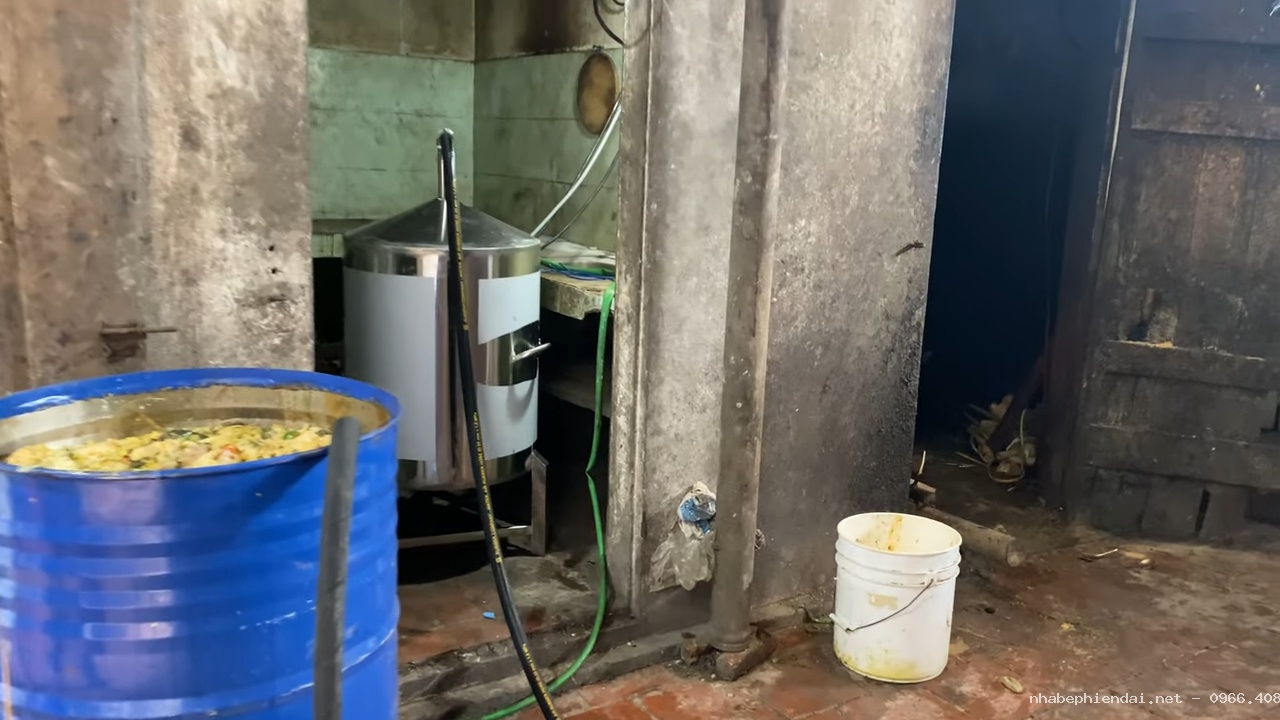 Nồi sục hơi nấu rượu dùng cho nấu cám lợn và làm đậu
