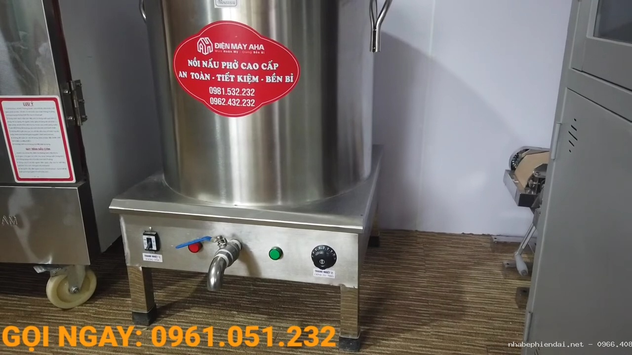 Nên chọn nồi luộc giò hay tủ hấp giò chả chuyên dụng?