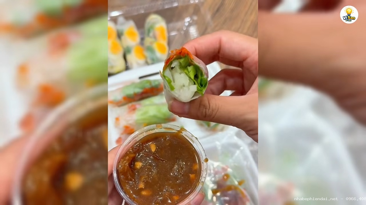 Bò bía Việt Nam: Món ăn đường phố khiến nhiều du khách quốc tế tò mò